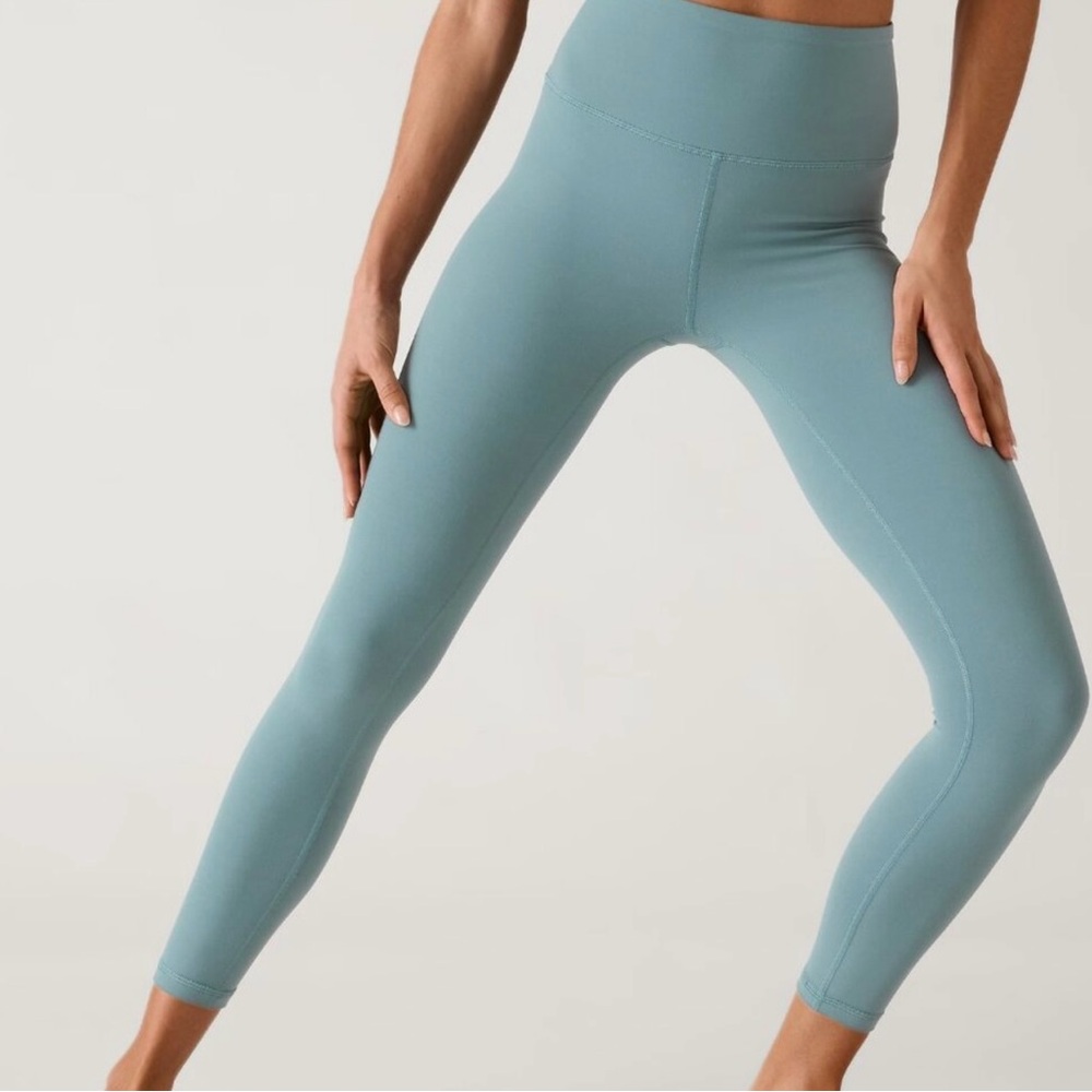 Athleta Ultra High Rise Elation 7/8 Tight